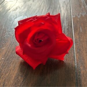 Artificial Red Roses